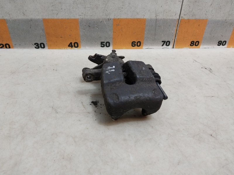 Суппорт задний левый