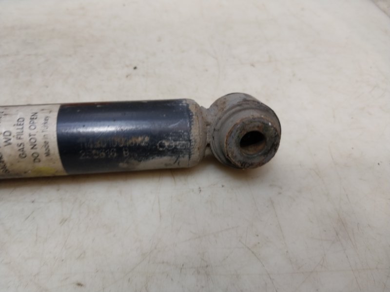 Амортизатор задний (стойка)