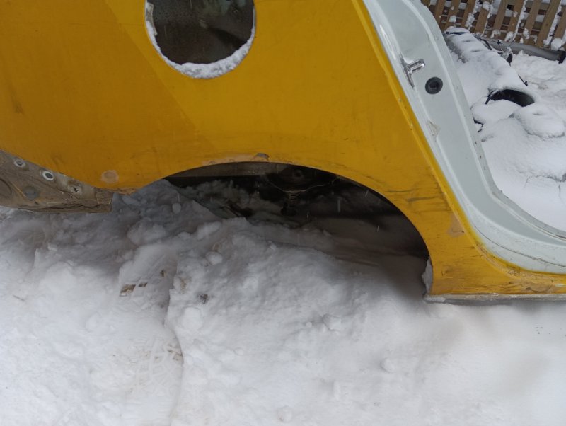 Крыло заднее правое