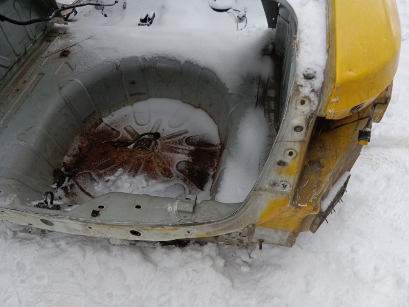 Крыло заднее правое