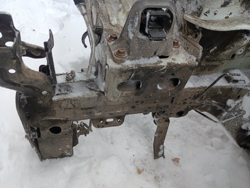 Лонжерон передний правый