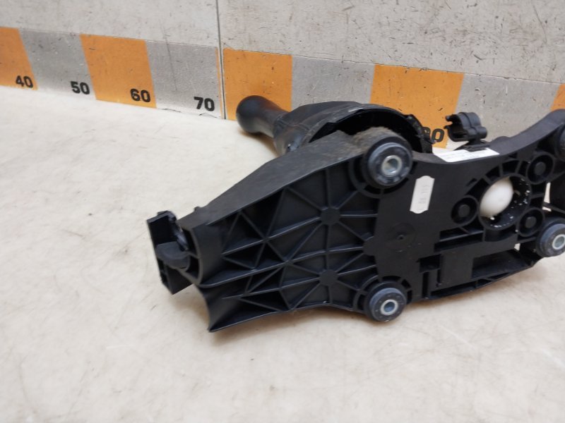 Кулиса МКПП / АКПП