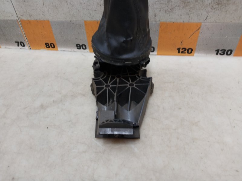 Кулиса МКПП / АКПП