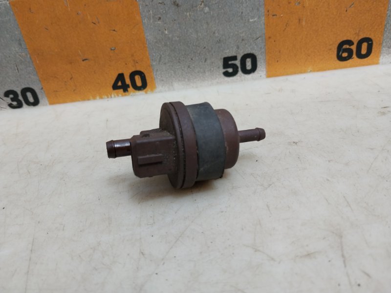 Клапан вентиляции топливного бака