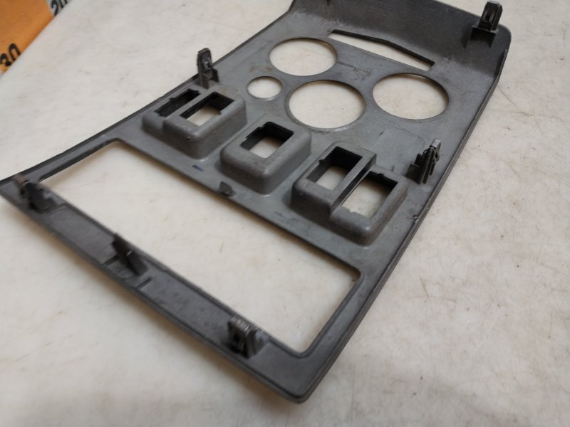 Рамка магнитолы