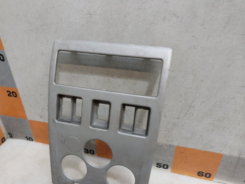 Рамка магнитолы