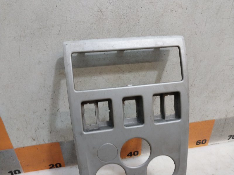 Рамка магнитолы