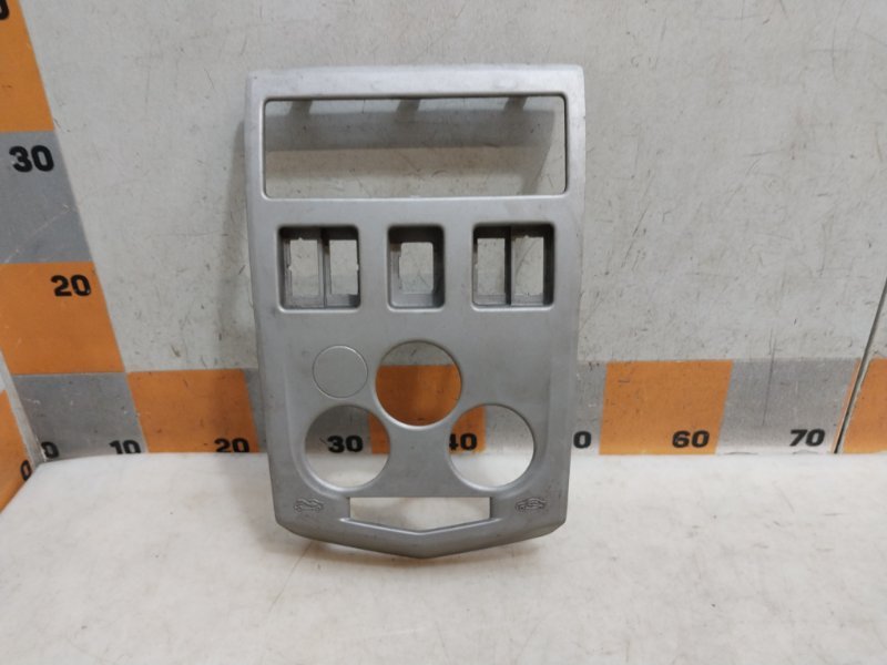 Рамка магнитолы