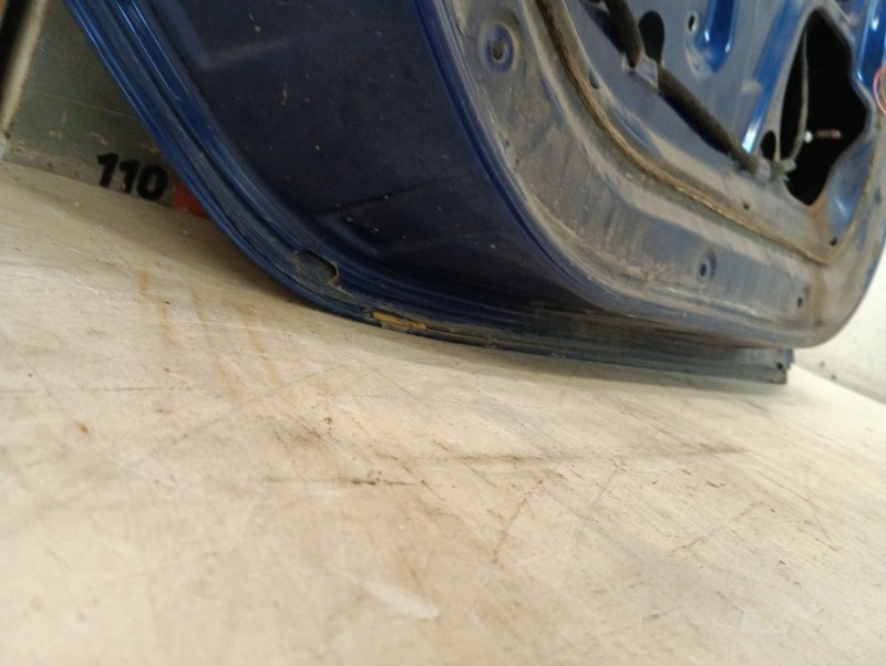 Дверь задняя левая