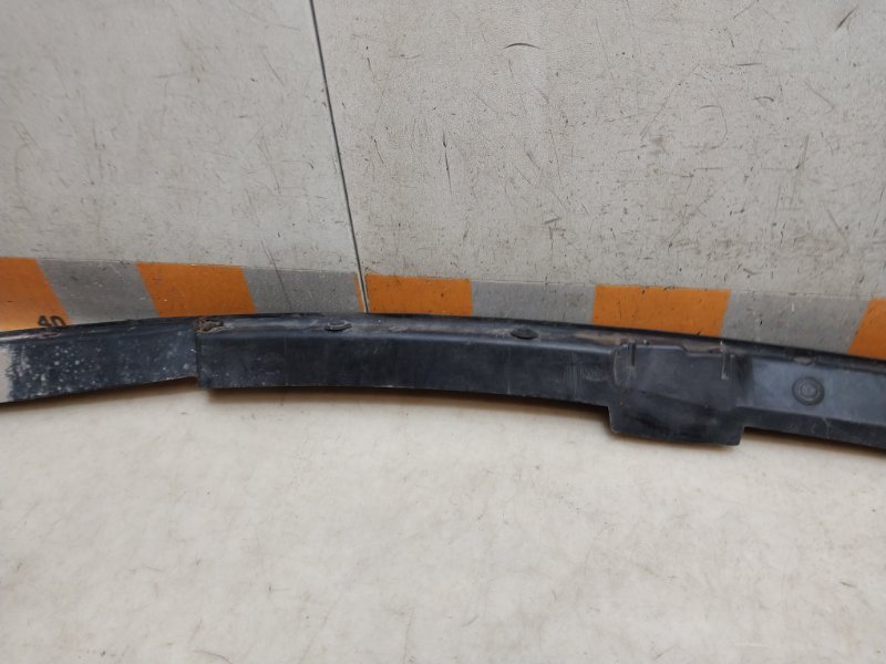 Решетка стеклоочистителей (Жабо)