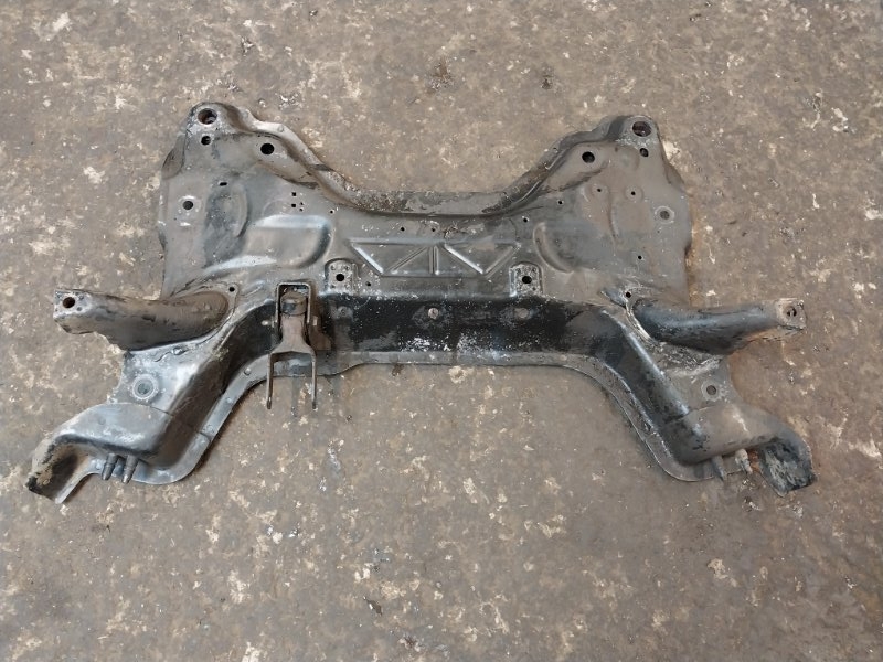 Балка подмоторная