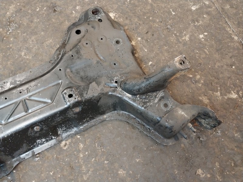 Балка подмоторная