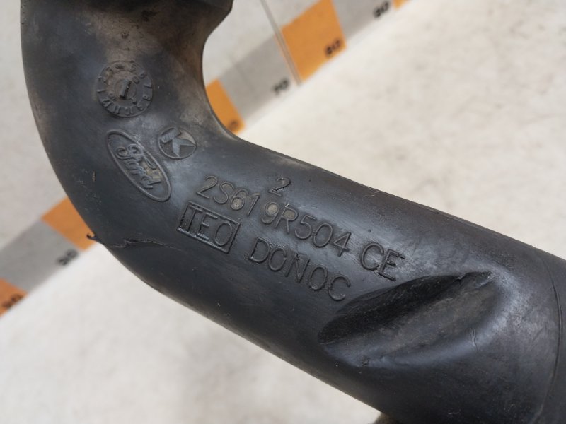 Патрубок воздушного фильтра