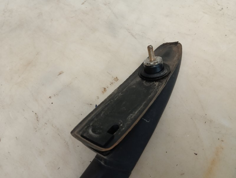 Рейлинг (релинг) правый (планка на крышу)