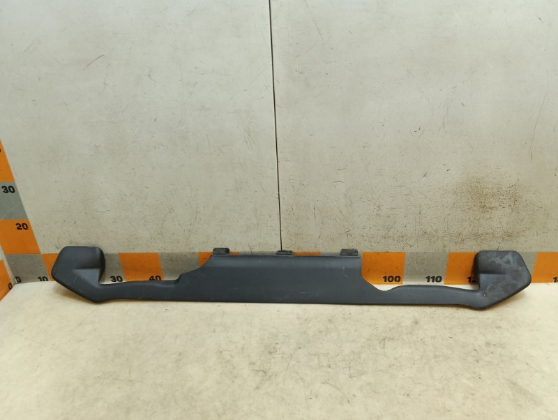 Накладка двери багажника