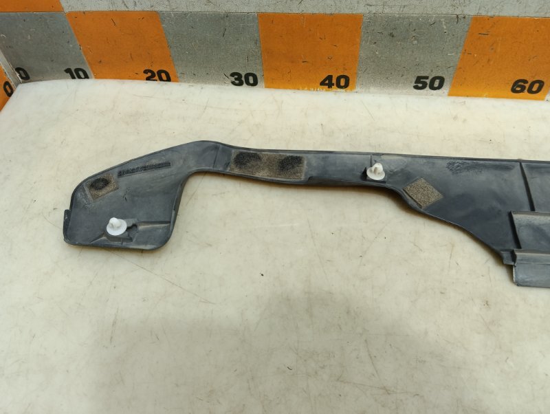 Накладка двери багажника