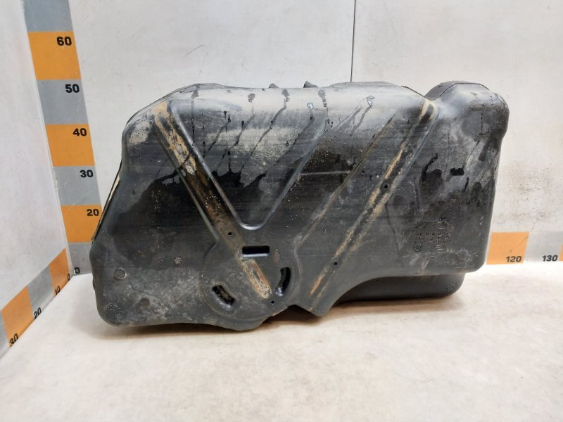 Бак топливный