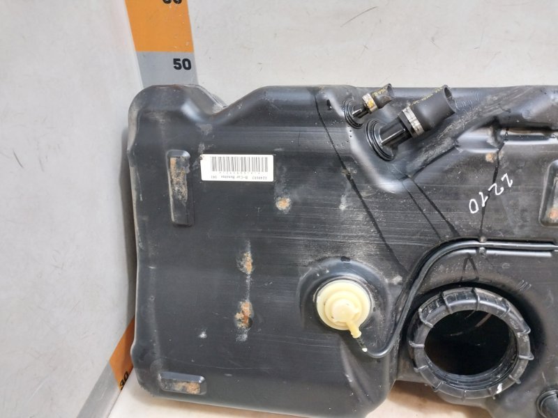 Бак топливный