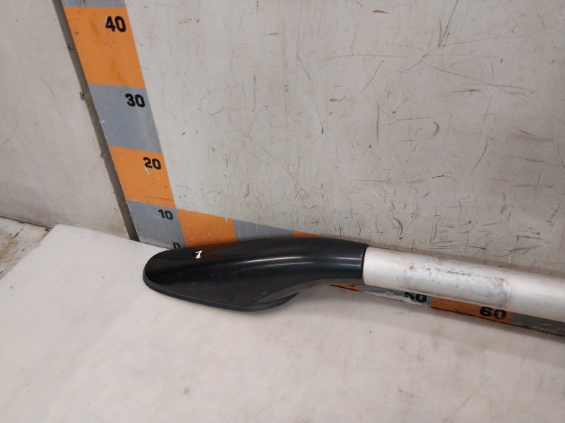 Рейлинг (релинг) левый (планка на крышу)