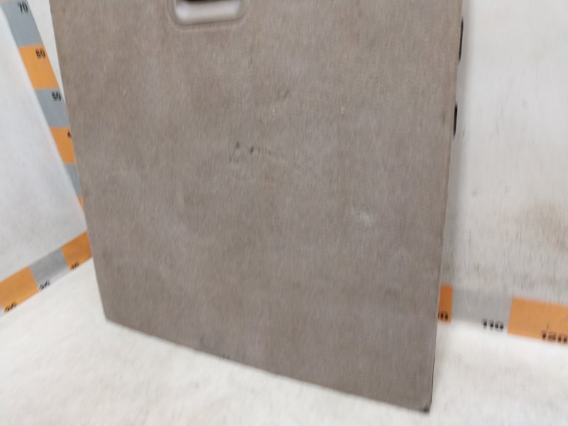 Пол багажника