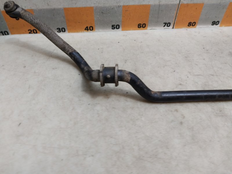 Стабилизатор передний