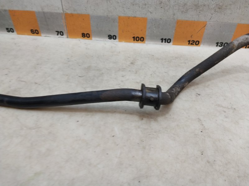 Стабилизатор передний