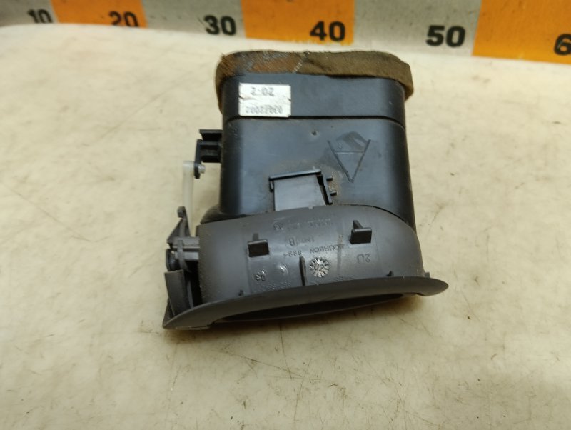 Дефлектор воздушный