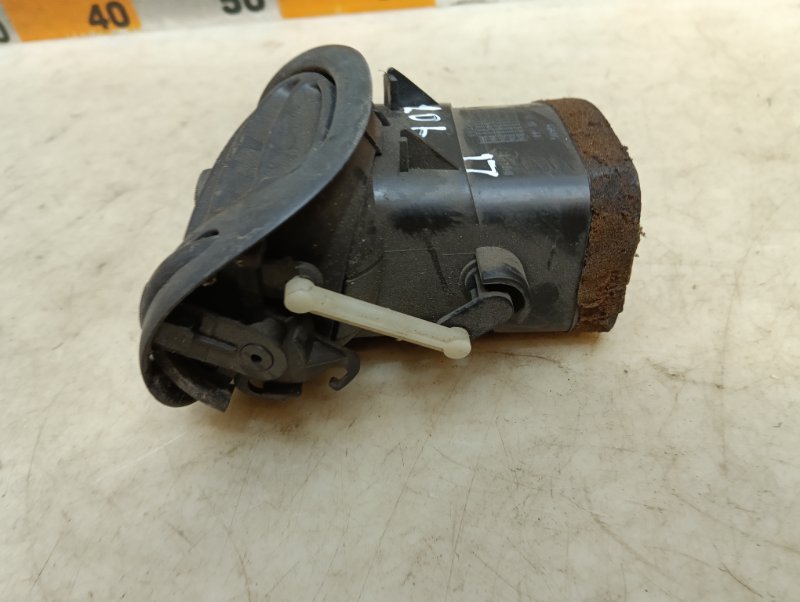 Дефлектор воздушный