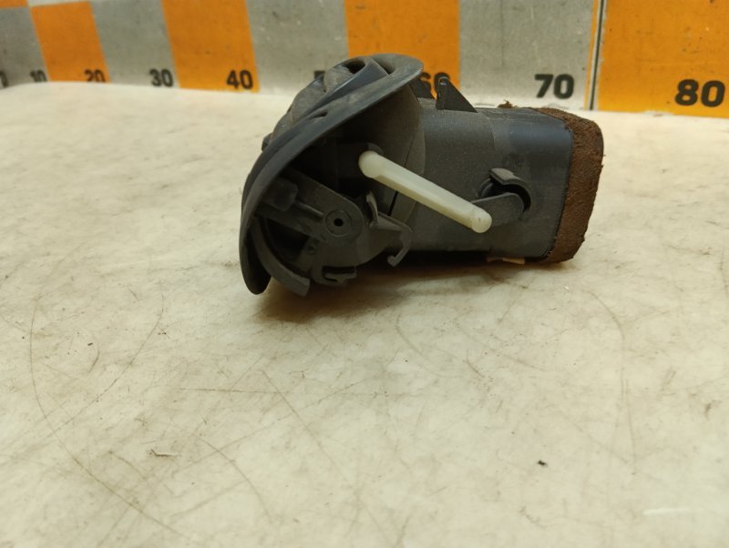 Дефлектор воздушный