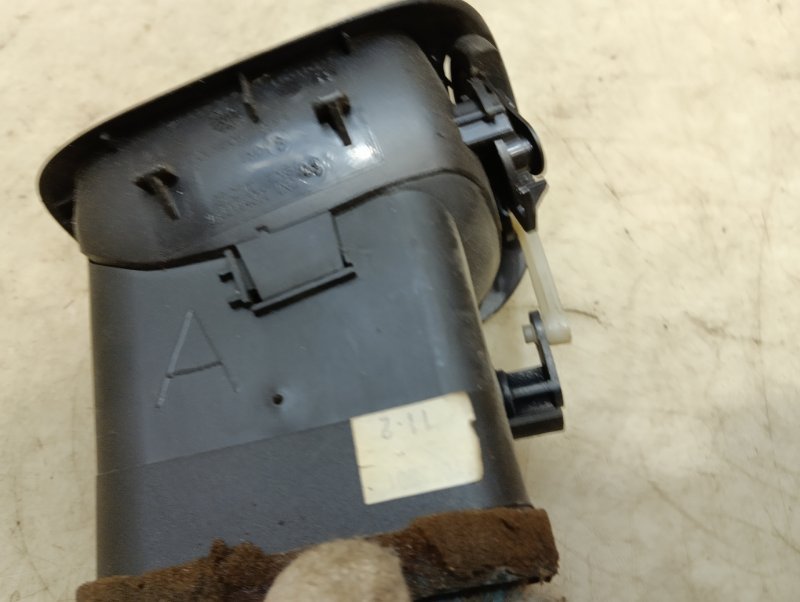 Дефлектор воздушный