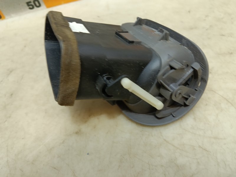 Дефлектор воздушный