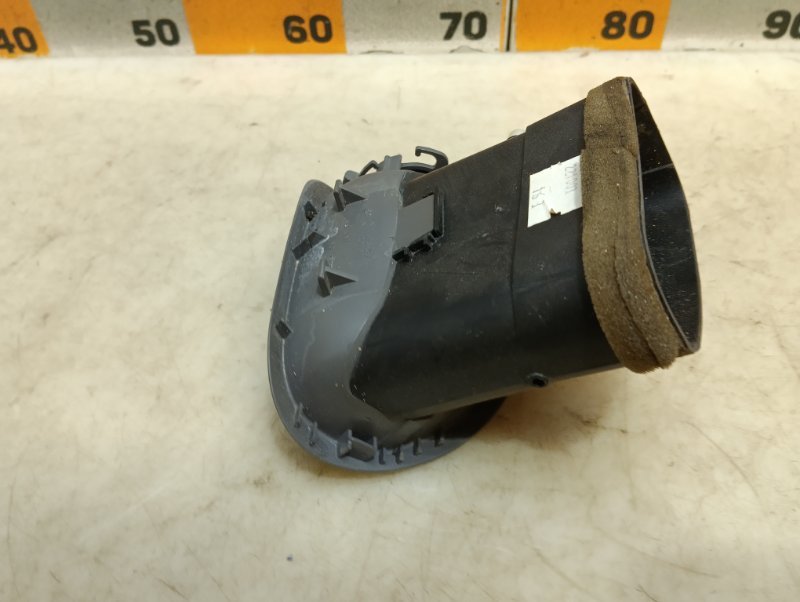 Дефлектор воздушный