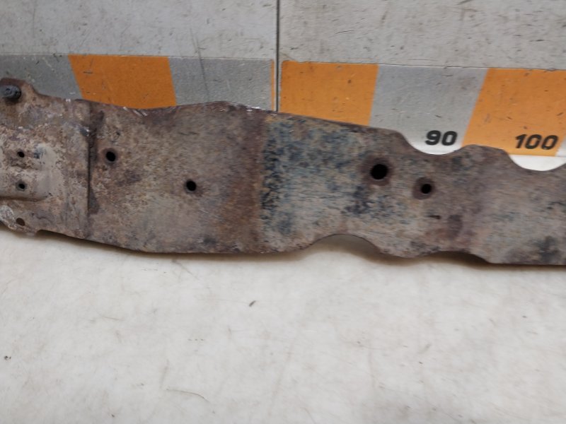 Балка передняя продольная