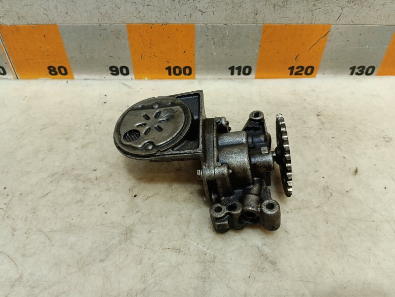 Насос масляный