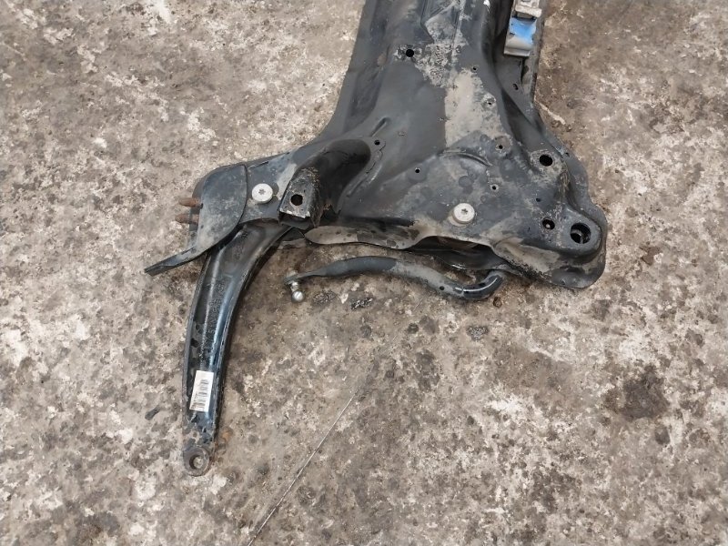 Балка подмоторная