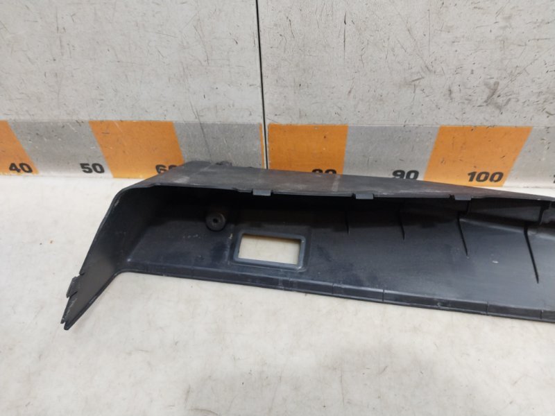 Держатель задней полки