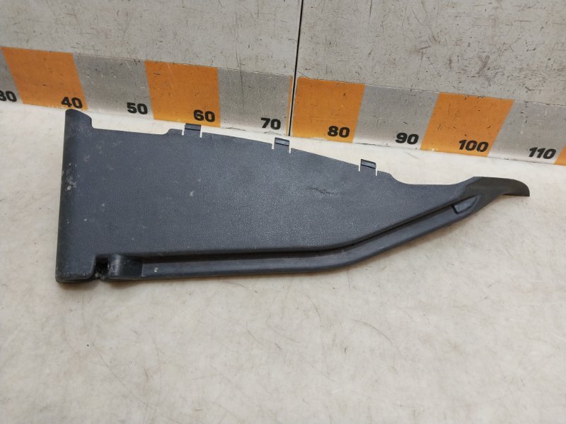 Держатель задней полки