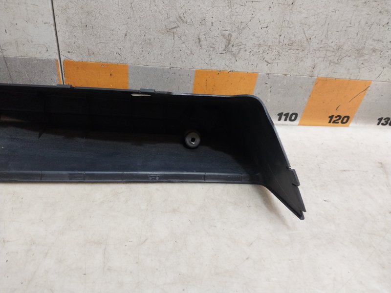 Держатель задней полки