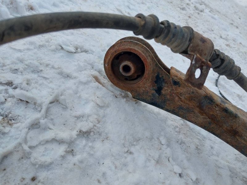 Балка задняя