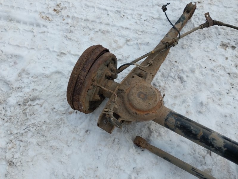 Балка задняя