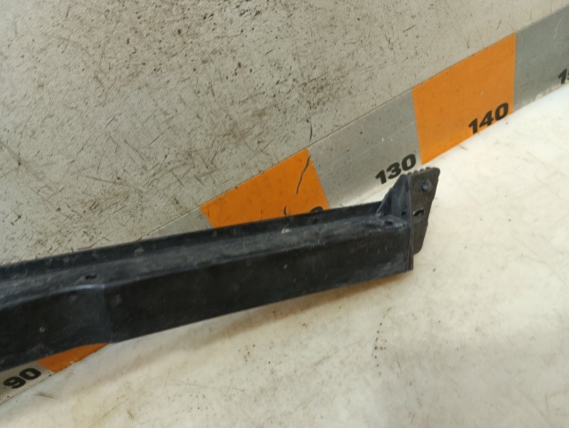 Решетка стеклоочистителей (Жабо)