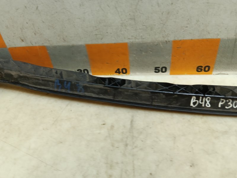 Решетка стеклоочистителей (Жабо)