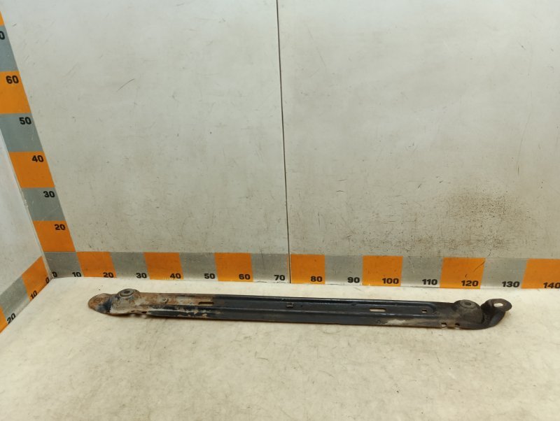 Балка подрадиаторная