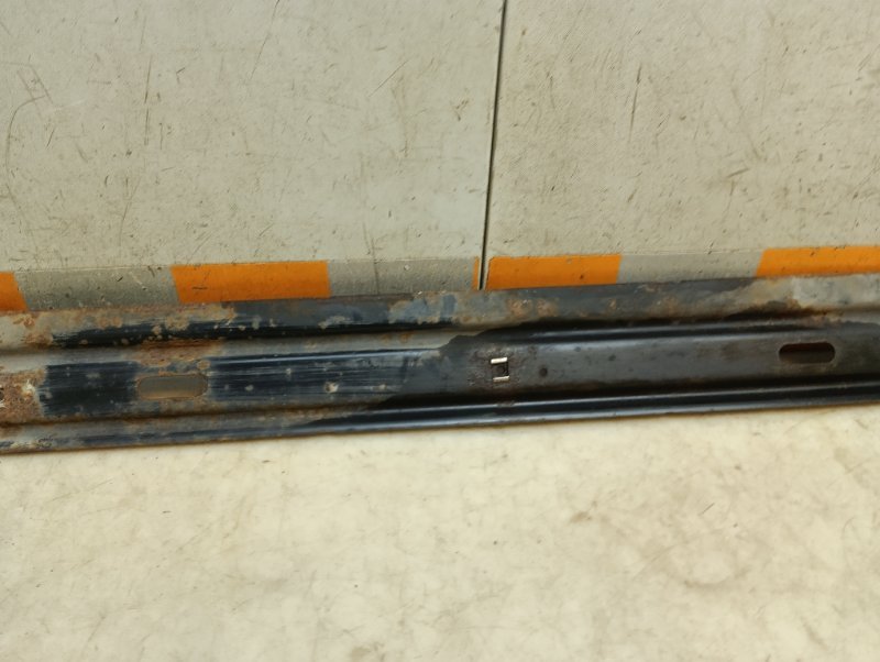 Балка подрадиаторная