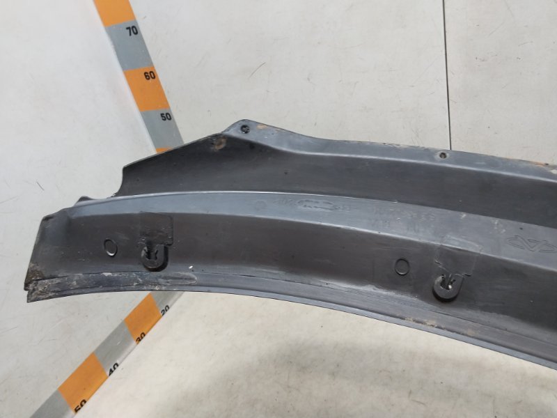 Решетка стеклоочистителей (Жабо)