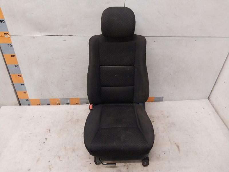 Сиденье переднее левое