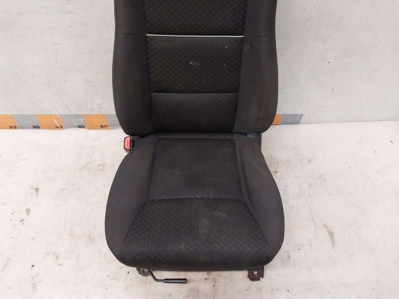 Сиденье переднее левое