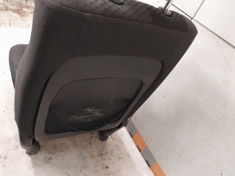 Сиденье переднее правое