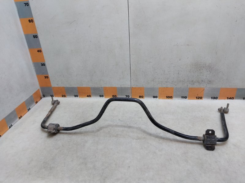 Стабилизатор задний