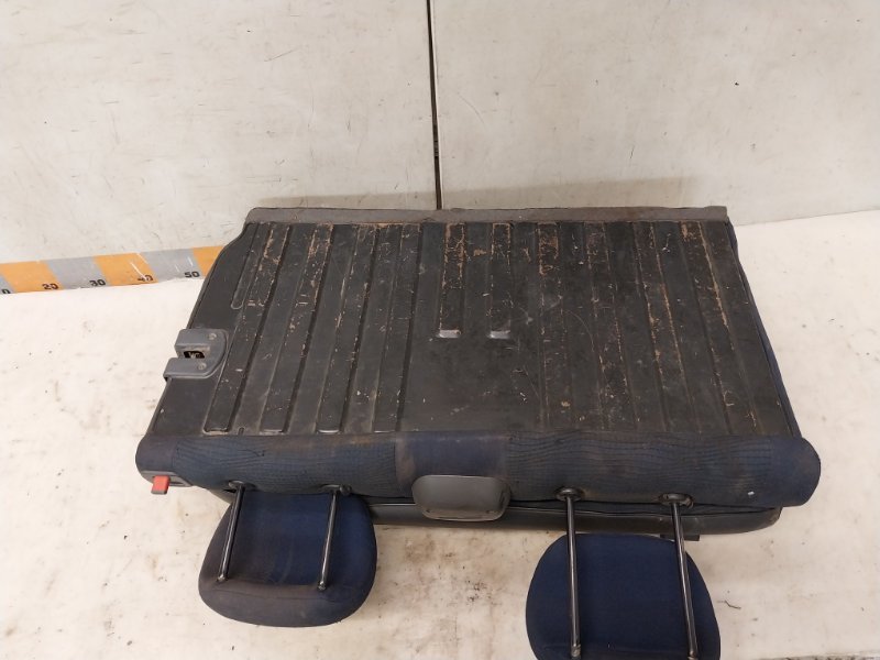 Сиденье салонное